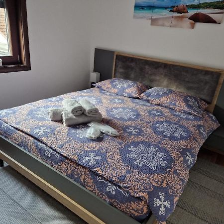 Mb Lux Apartman Vrnjačka Banja Kültér fotó
