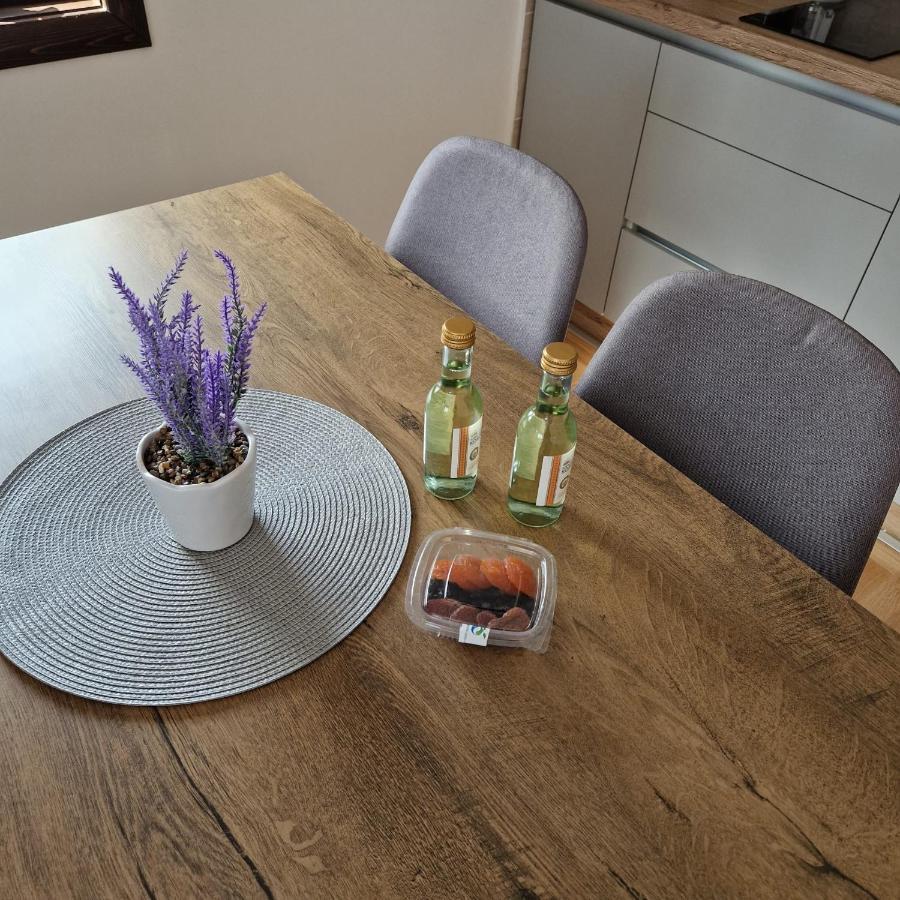 Mb Lux Apartman Vrnjačka Banja Kültér fotó